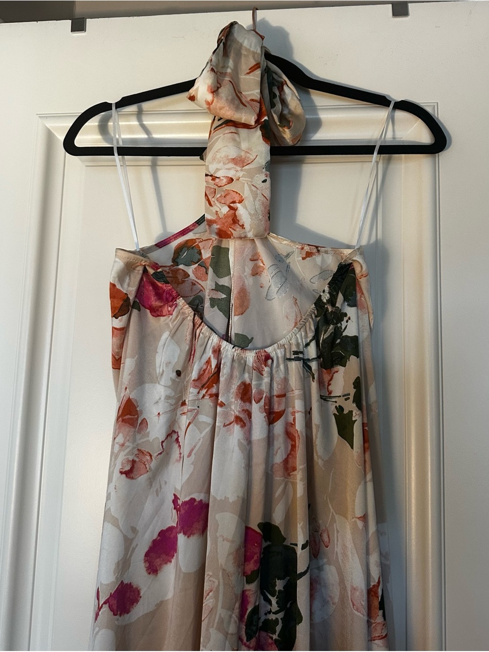 NWT Aakaa Beige Halter Maxi Dress with Olive and Orange Floral Print Medium - Picture 4 of 6
